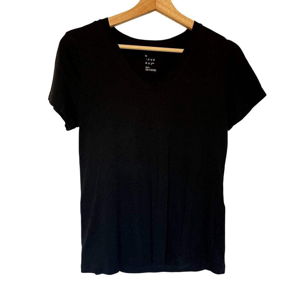 A new day black v-neck shirt short sleeves women's size small top cotton modal